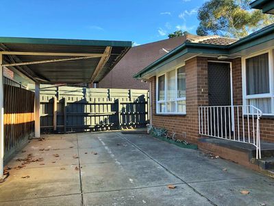 6 / 15 Bulla Road, Essendon