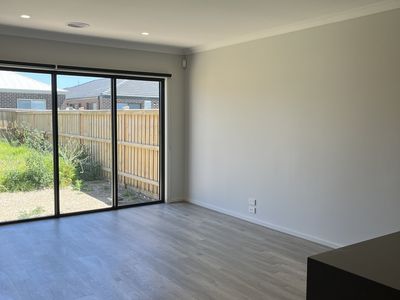 12 Harshaw Road, Thornhill Park