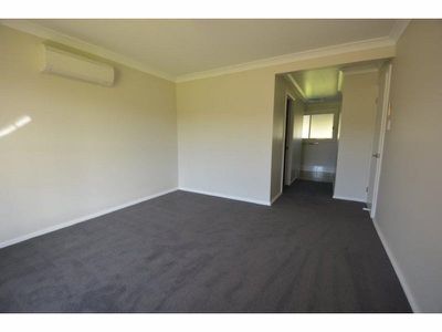 6 Harrie Rowland Place, Gunnedah