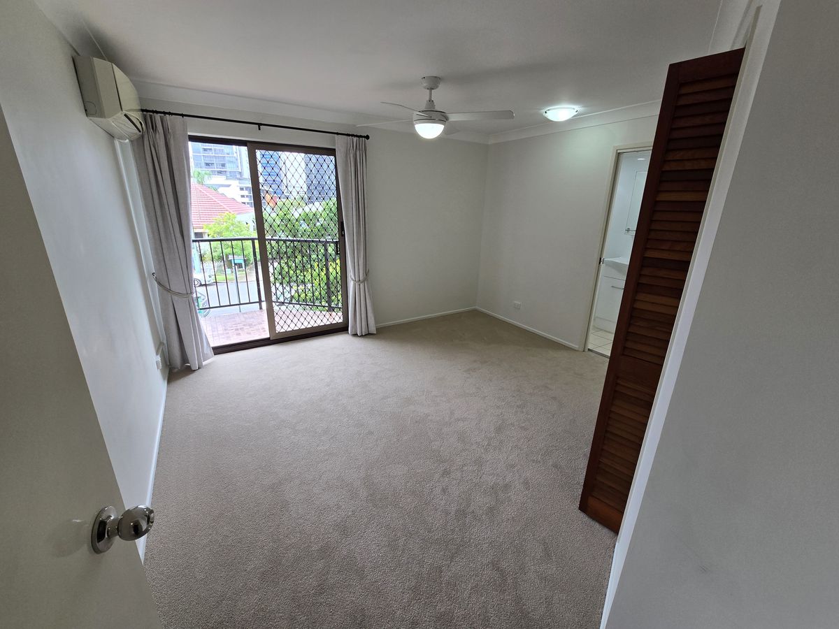 3 / 4 Sheehan Street, Milton