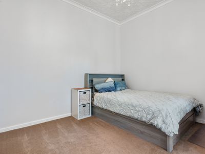 83 Varden Street, Piccadilly