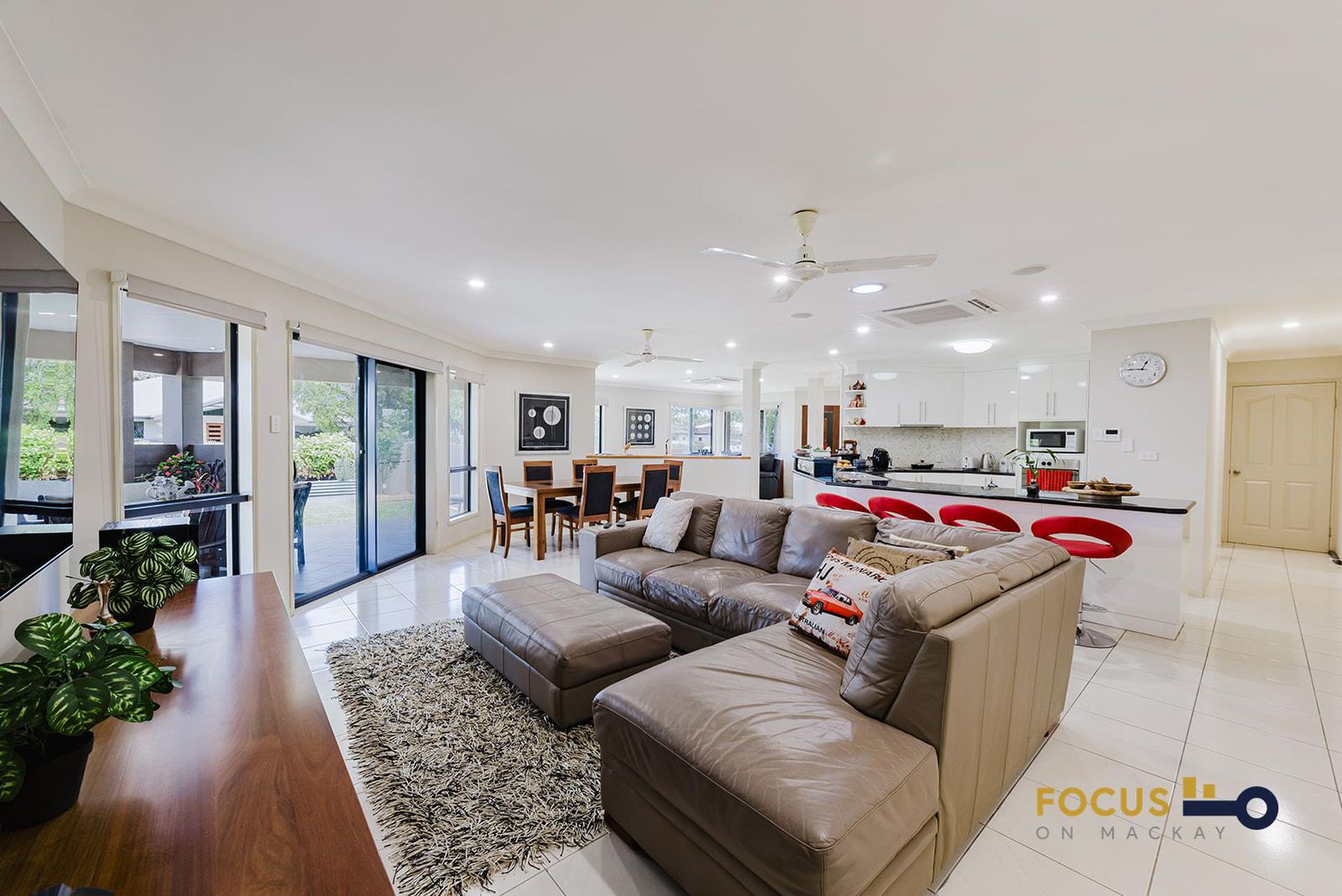 2 Madison Avenue, Glenella