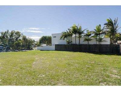 11 Treasure Cove, Noosaville