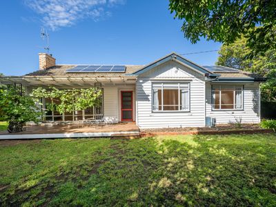 6 GLOUCESTER CRESCENT , Shepparton