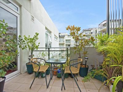 27 / 1 Bay Drive, Meadowbank