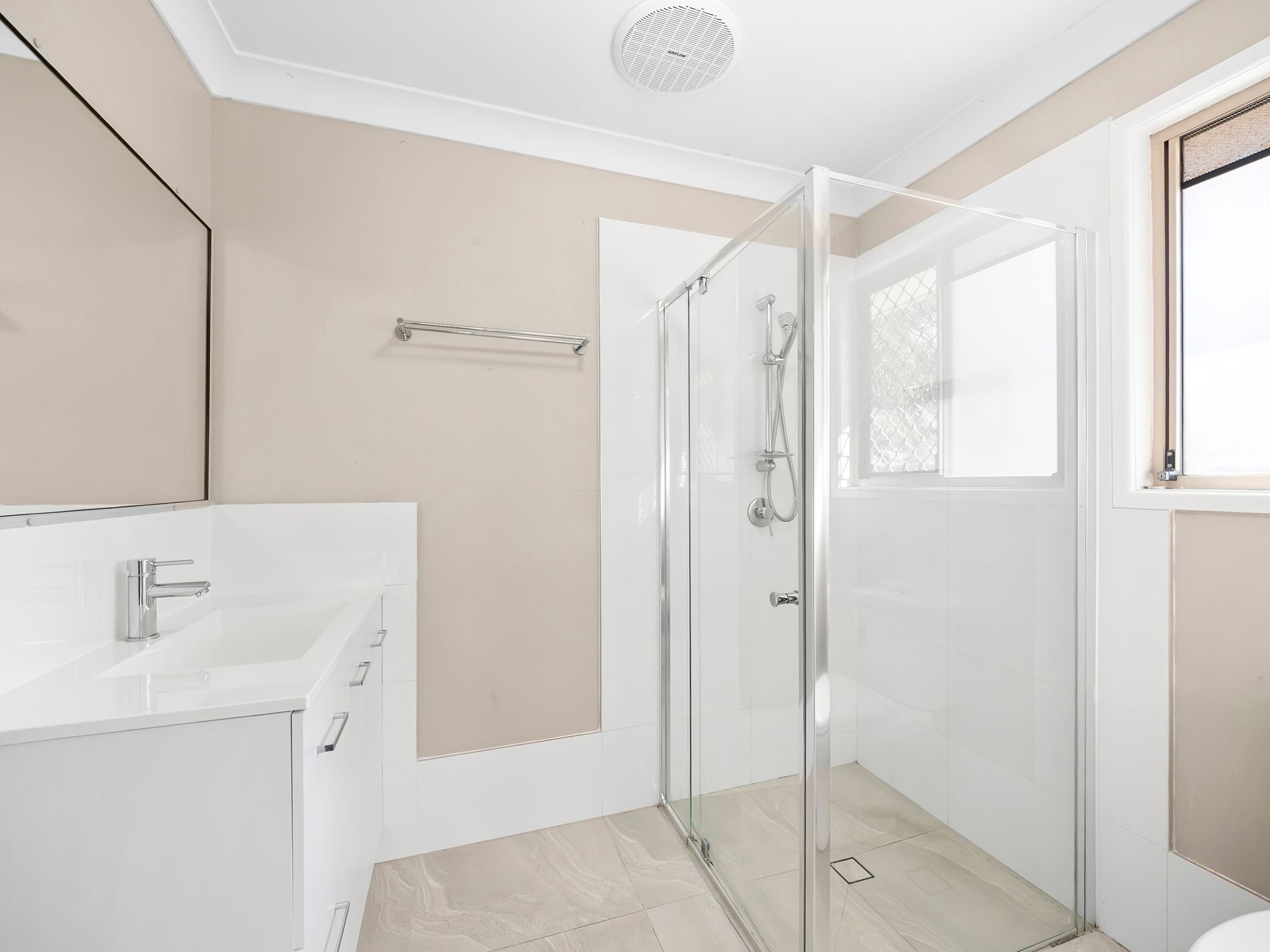14 Caravonica Court, Calamvale