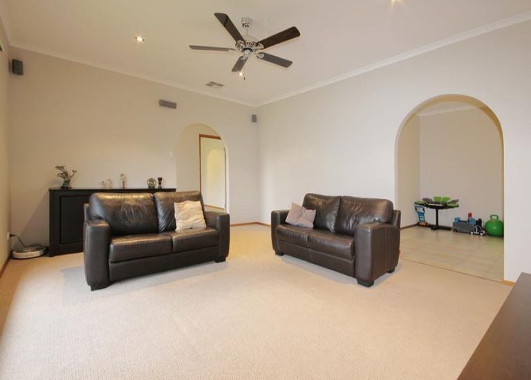 41 Glenthorn Crescent, O'halloran Hill