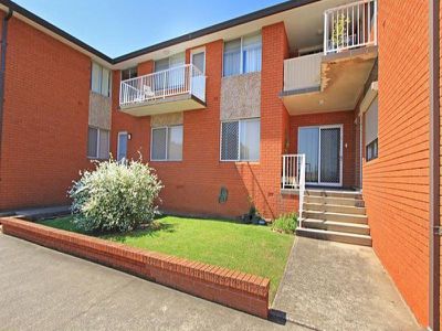 4 / 32 Hoskins Avenue, Kemblawarra