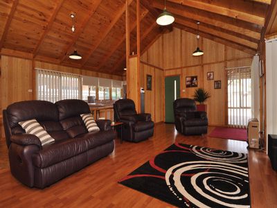 24B Killington Crescent, Boulder