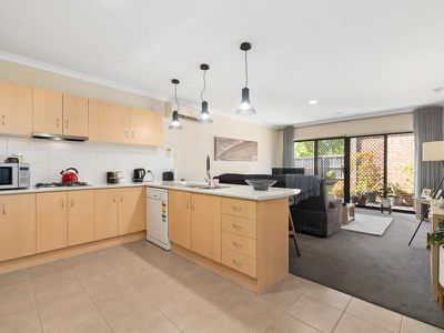 27 Waterbury Street, Cranbourne
