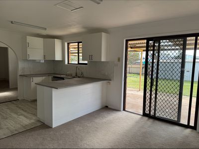 10 Medlyn Street, Parkes