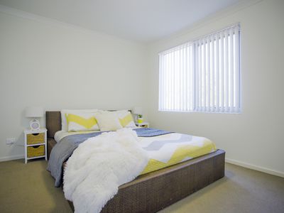 3 / 4 Pollard Street, Glendalough