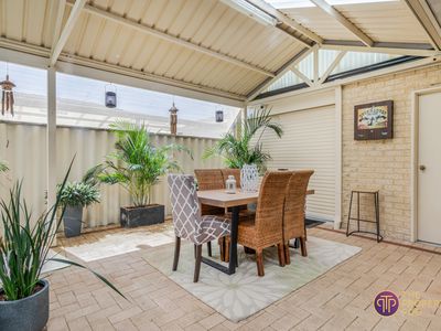 13 Teakwood Loop, Thornlie