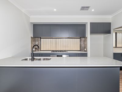 15B Calvera Gardens, Piara Waters