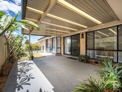 15 Foxtail Crescent, Woongarrah