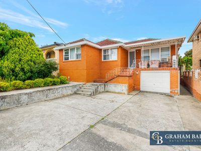 60 Ferngrove Road, Canley Heights