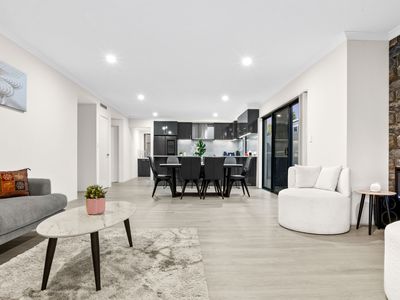 11A Riverton Drive West, Rossmoyne