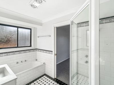 27 Websdale Drive, Dubbo