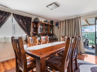 16 Brownlow Place, Ambarvale