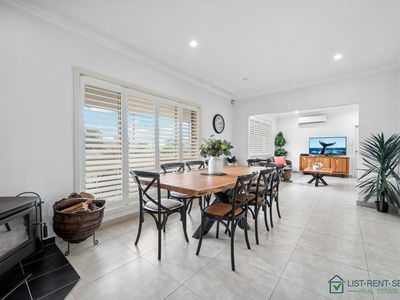 2 Collins Crescent, Yagoona