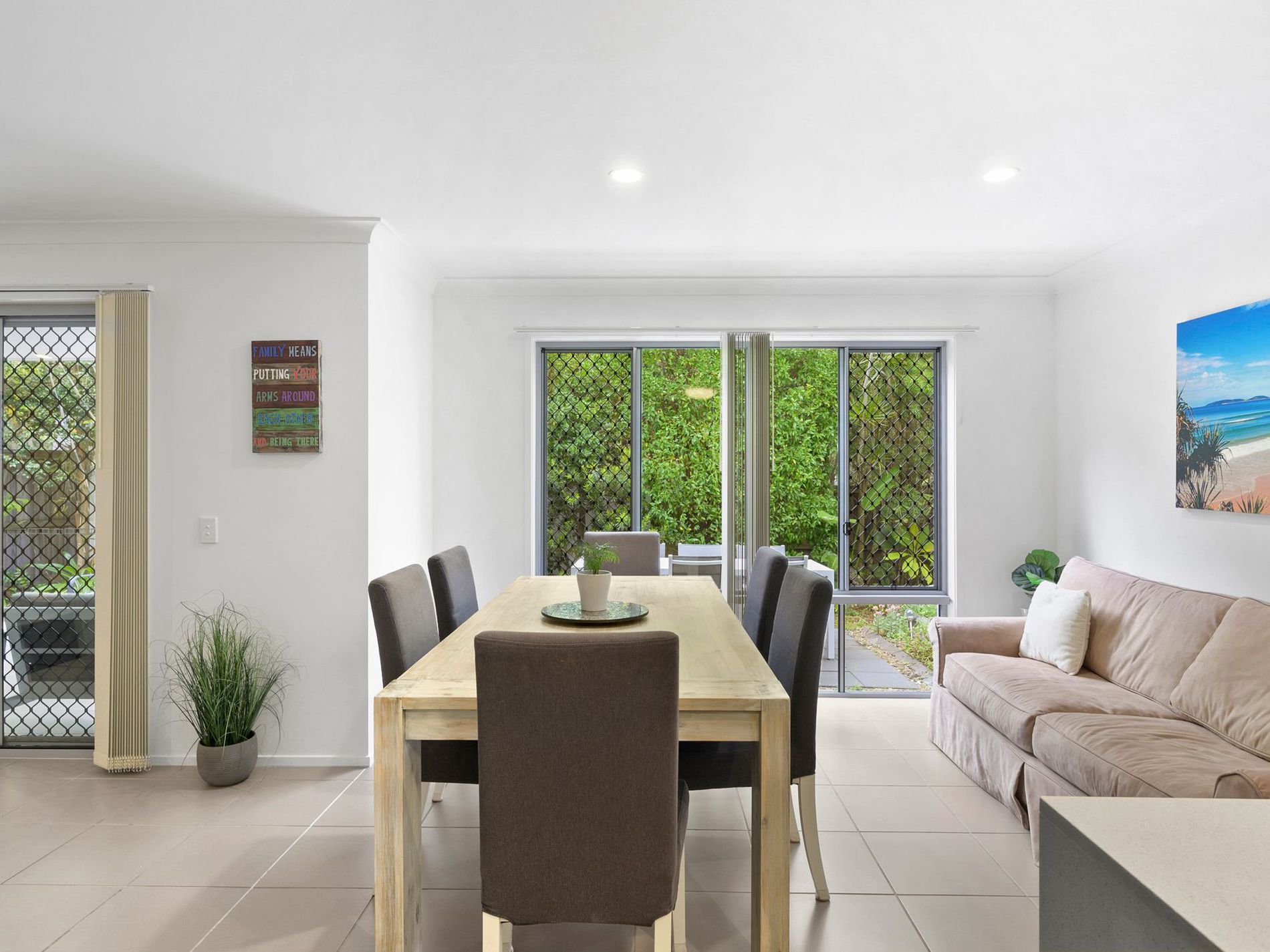 1 / 15 Dunes Court, Peregian Springs