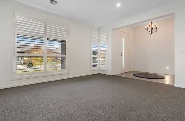 13 Hartney Avenue, Mickleham