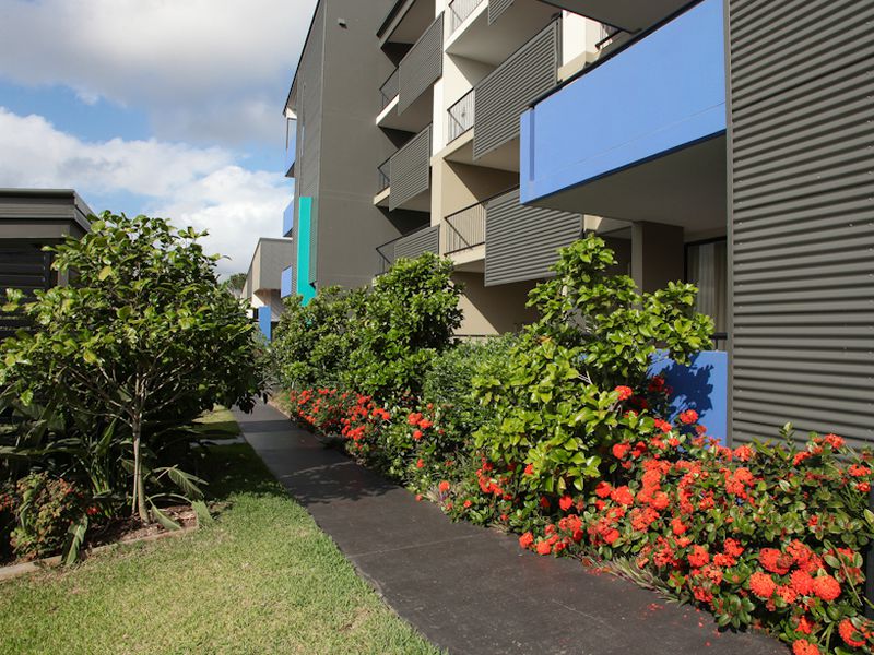 18 / 2180 LOGAN ROAD, Upper Mount Gravatt