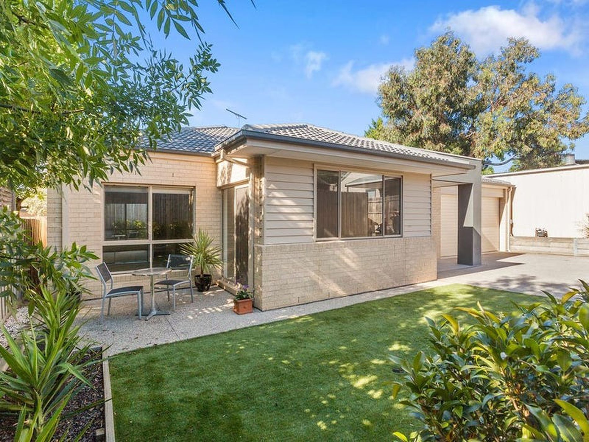 23B Apex Avenue, Belmont