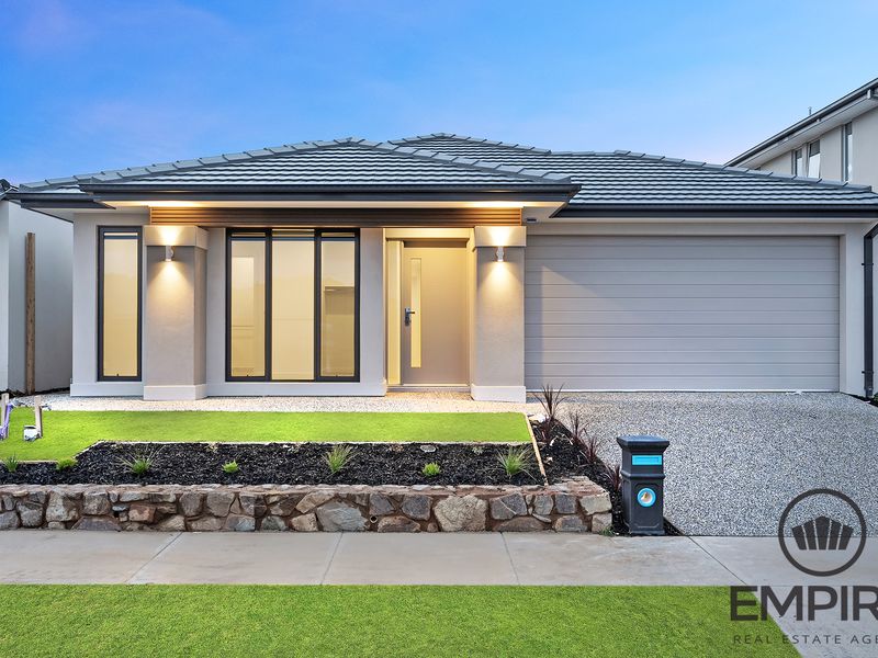 12 Sandalwood Crescent, Clyde North