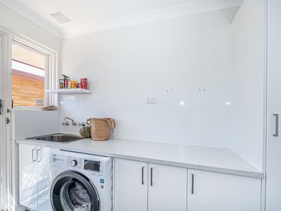 2 / 84 Clydesdale Street, Como