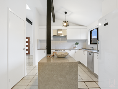2 Ocean Parade, Noraville