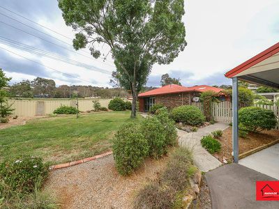 6 Linton Place, Calwell