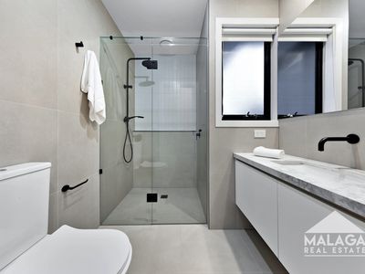 1 / 4 Mansfield Avenue, Sunshine North