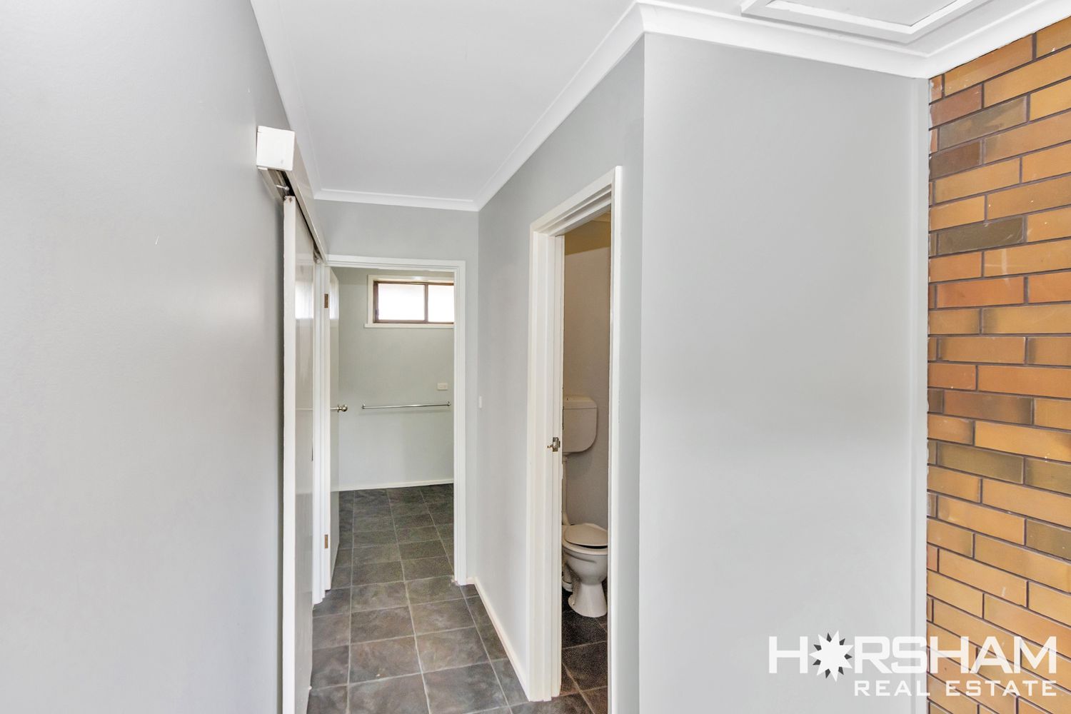 2 / 15 Schwarz Avenue, Horsham