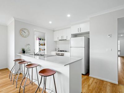 2 Pigdon Street, Weir Views