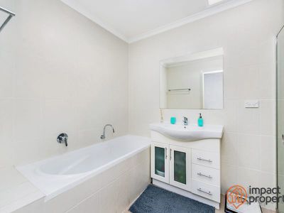 4 / 15 Weavell Place, Kambah