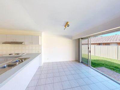5 Ripponlea Street, Robina