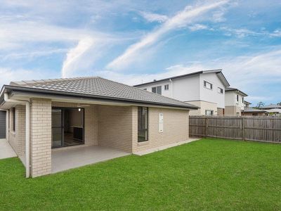 5 Miner Crescent, Pallara