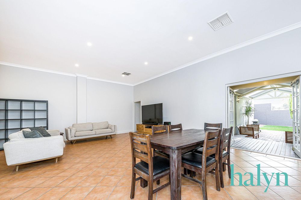 89 Scarborough Beach Road, Mount Hawthorn