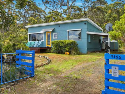 5166 Channel Highway, Gordon