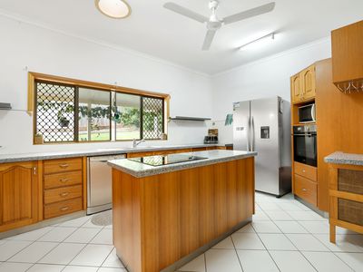 16 Kestrel Street, Bayview Heights