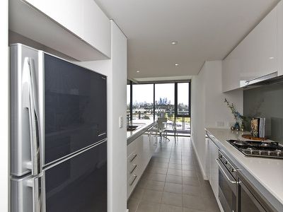 703 / 2 Oldfield Street, Burswood