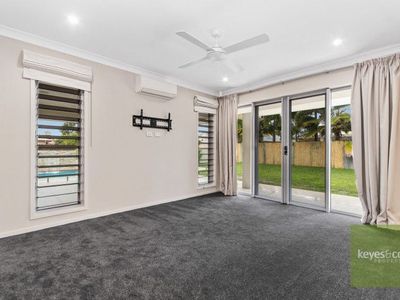 38 Ashmore Crescent, Burdell
