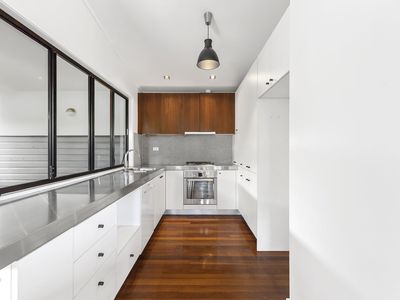 112 Arthur Terrace, Red Hill