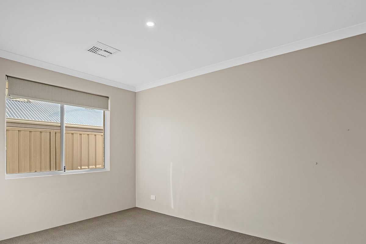 21 Pinelle Parkway, Aubin Grove