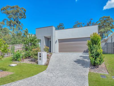 5 Caleana Court, Coomera