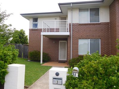 3 Hollyoake Circuit, Bardia