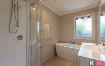 1 Burton Road, Beaconsfield Upper