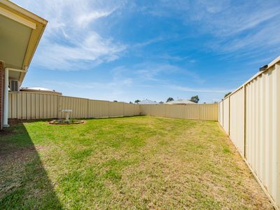 44A & 44B Madden Drive, Griffith