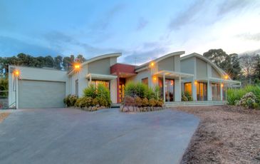 5 Valley Drive, Beaconsfield Upper